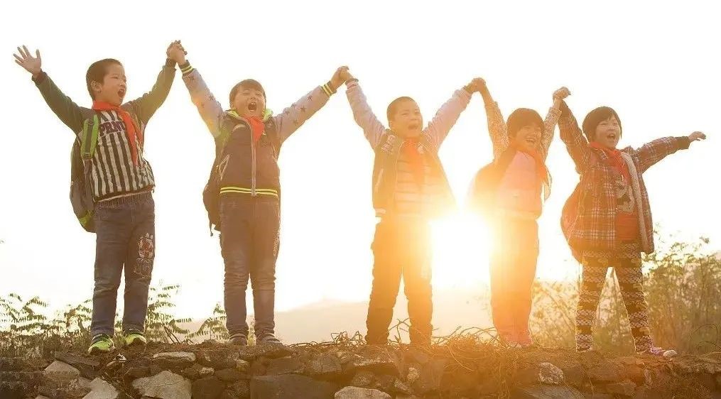愛(ài)心助學(xué)，筑夢(mèng)未來(lái) | 新希望醫(yī)療公益助學(xué)活動(dòng)